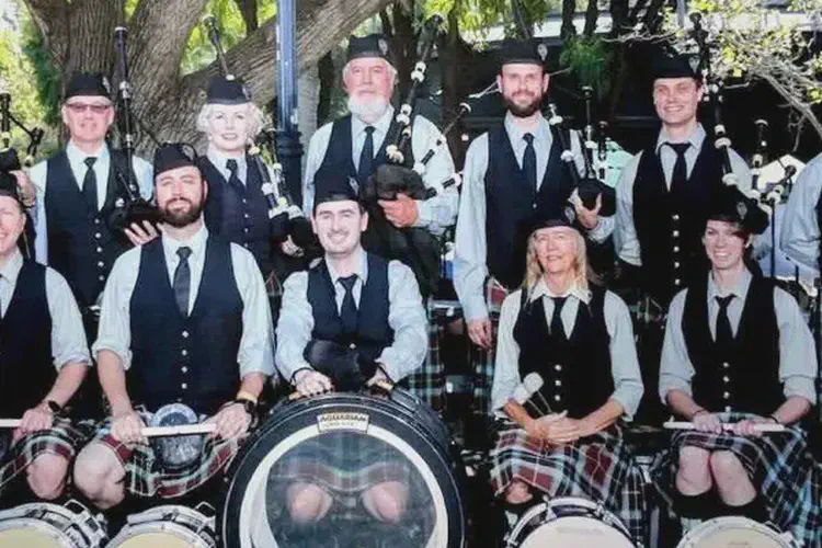 pacific coast highlanders pipe band
