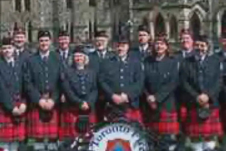 toronto fire services pipes and drums