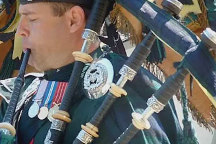 The Argylls Pipes and Drums