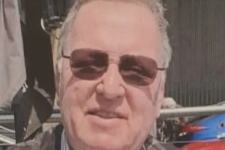 Romford Artist Robert Bryan Dies Aged 72 8911726