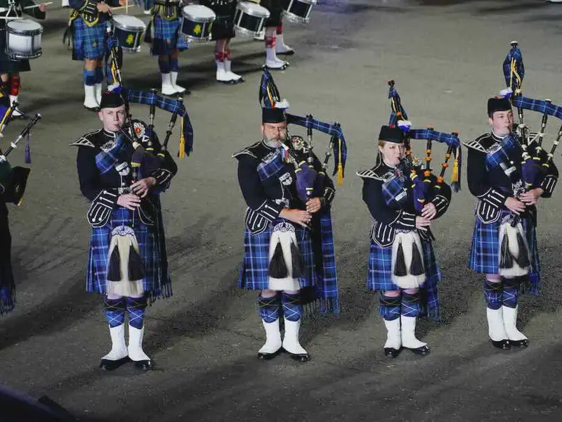 152nd Waipu Highland Games - 5000 attendees unfazed by Scottish weather - NZ Herald
