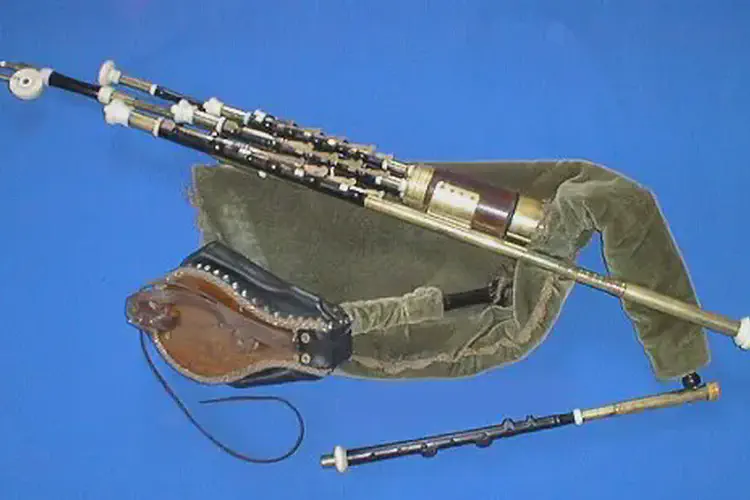 Patrick O'Hare Uilleann Pipes - Reed making