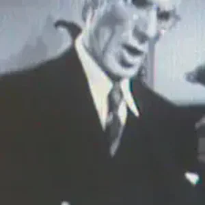 Actor Barry Macollum is born
