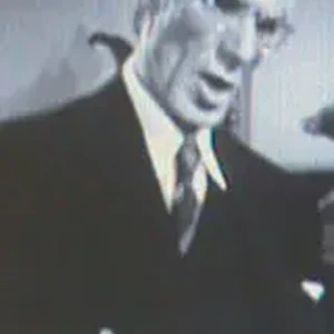 Actor Barry Macollum is born