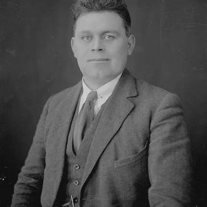 Dan Breen, nationalist revolutionary and politician, is born near Soloheadbeg, Co. Tipperary
