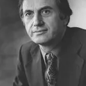 Daniel Joseph Bradley, Irish physicist, born