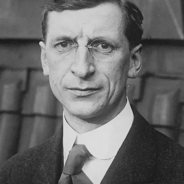 DeValera is elected president of the first Dáil Éireann