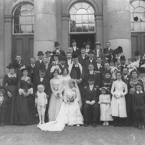 1861 Ireland census, only 393 Jews are recorded