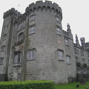 Kilkenny surrenders to Cromwell