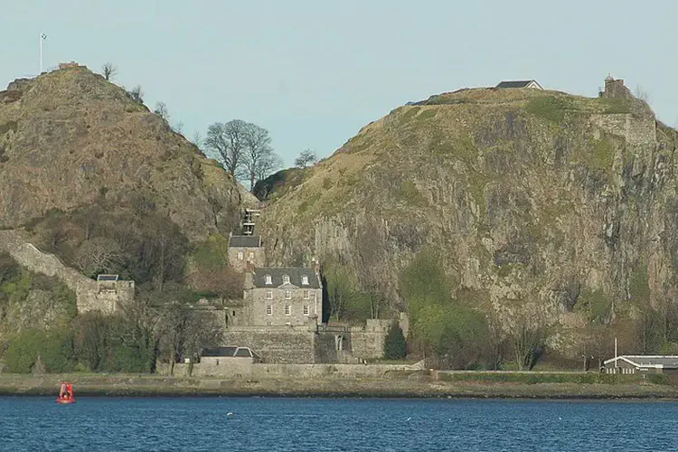 Dumbarton Castle, under siege since January 1570, captured by Captain Thomas Crawford
