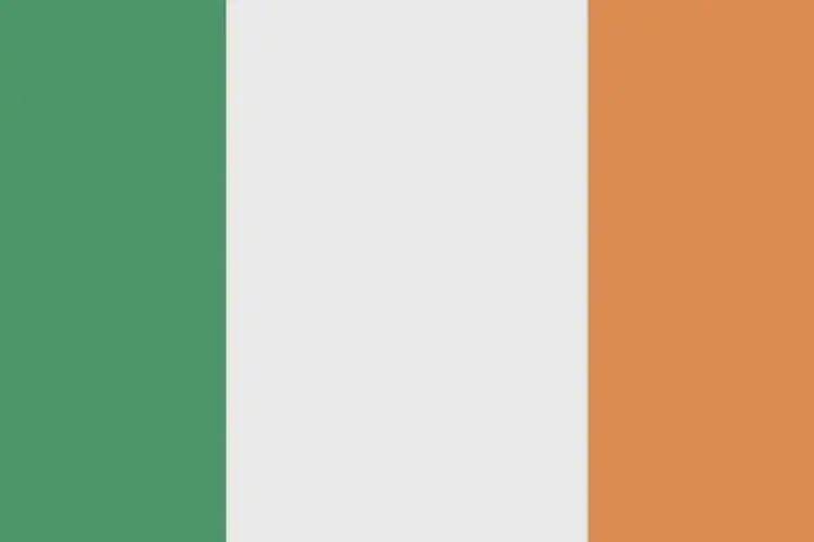 The Irish Free State, Saorstát Éireann, comes into being