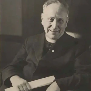 Birth of John M. Hayes in Murroe, Co. Limerick; priest and founder of Muintir na Tíre